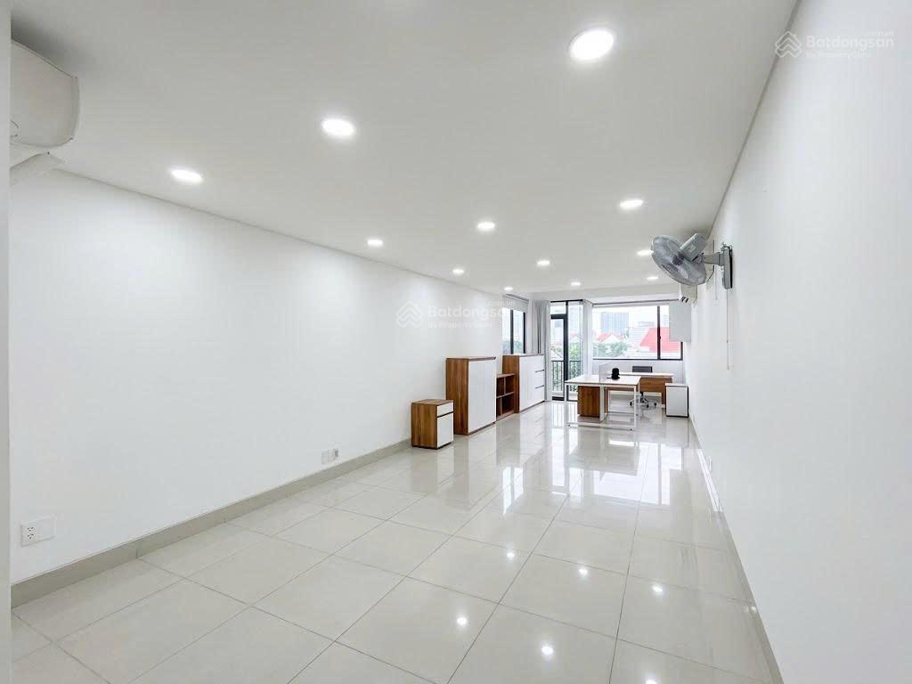 Còn hiếm có 1 căn có hầm để xe + 4 tầng  giá thuê 35 triệu  phù hợp làm văn phòng cty kết hợp ở