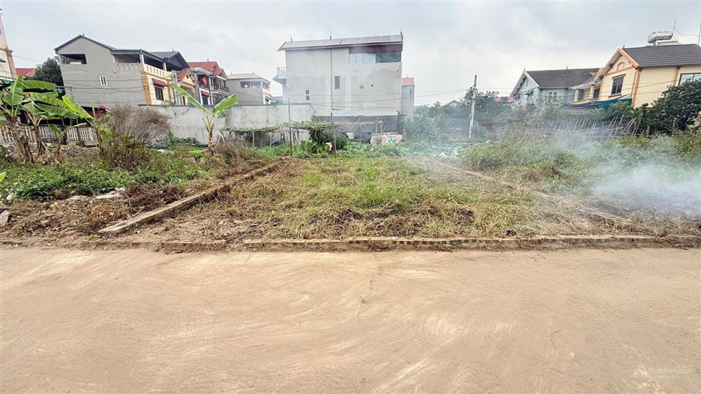 Bán lô đất trung tâm thanh lâm mê linh nay là quang minh giá 3,5 tỷ.  0961 863 ***