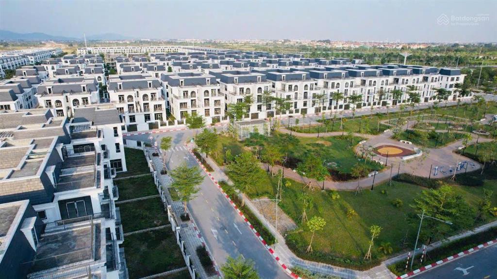 Bán gấp biệt thự đơn lập 375m hud mê linh