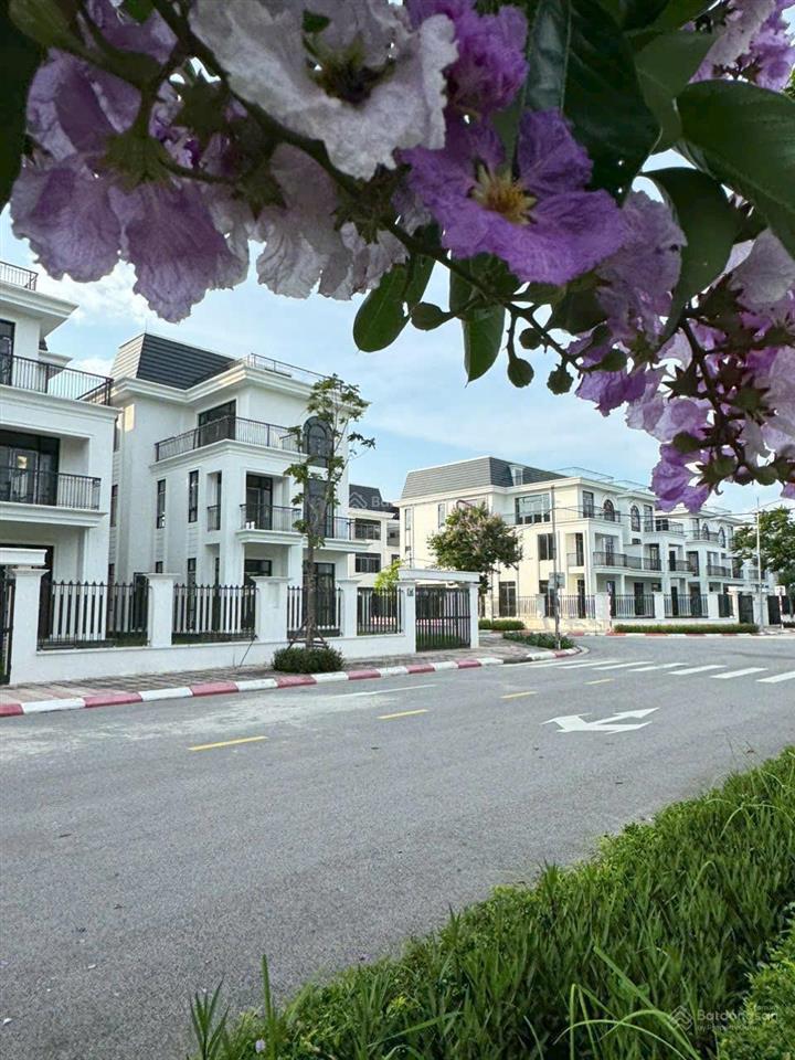 Bán gấp biệt thự đơn lập 375m hud mê linh