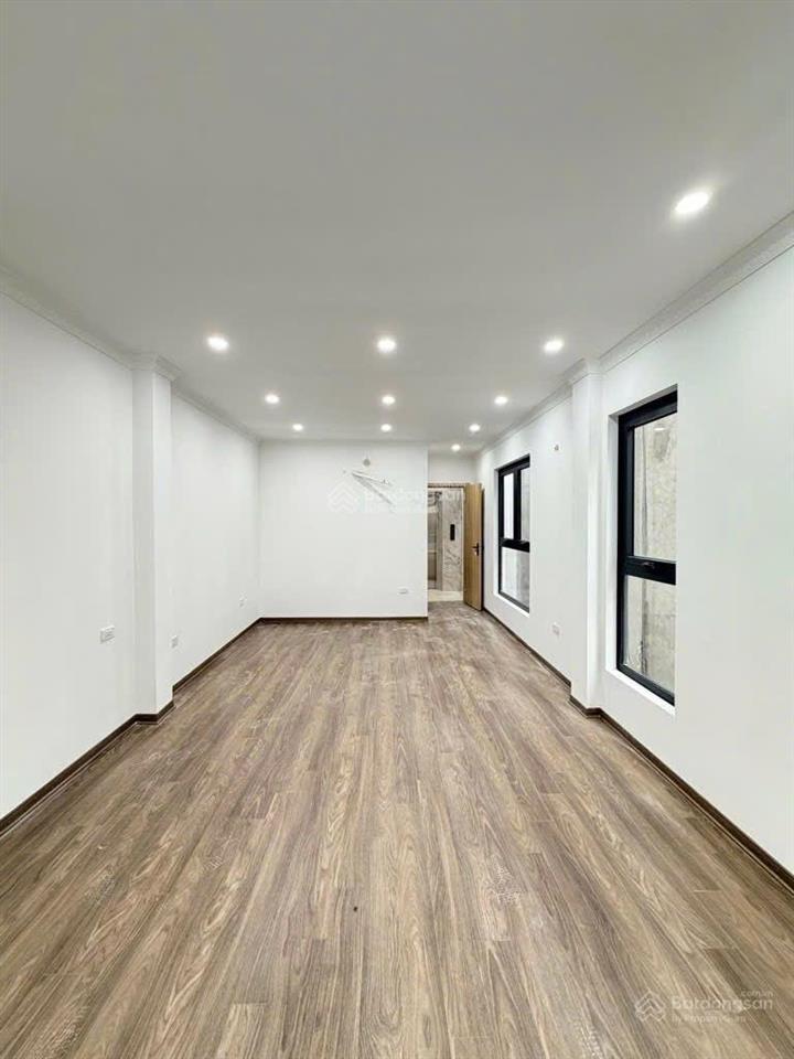 Bán nhà an dương vương trong đê 60m2 x 6 tầng , ô tô tránh , kinh doanh , xây mới 15 tỷ