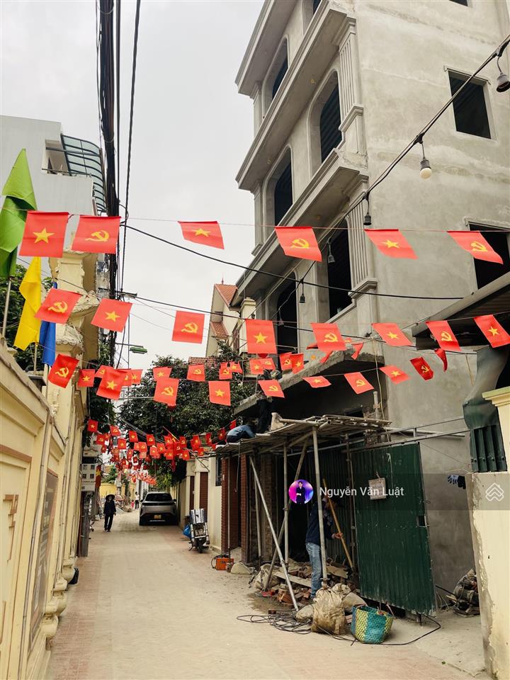 Bán nhà đầu phố đông ngạc 56m2 x 6 tầng , ô tô tránh, kinh doanh , ngõ thông có gara ô tô