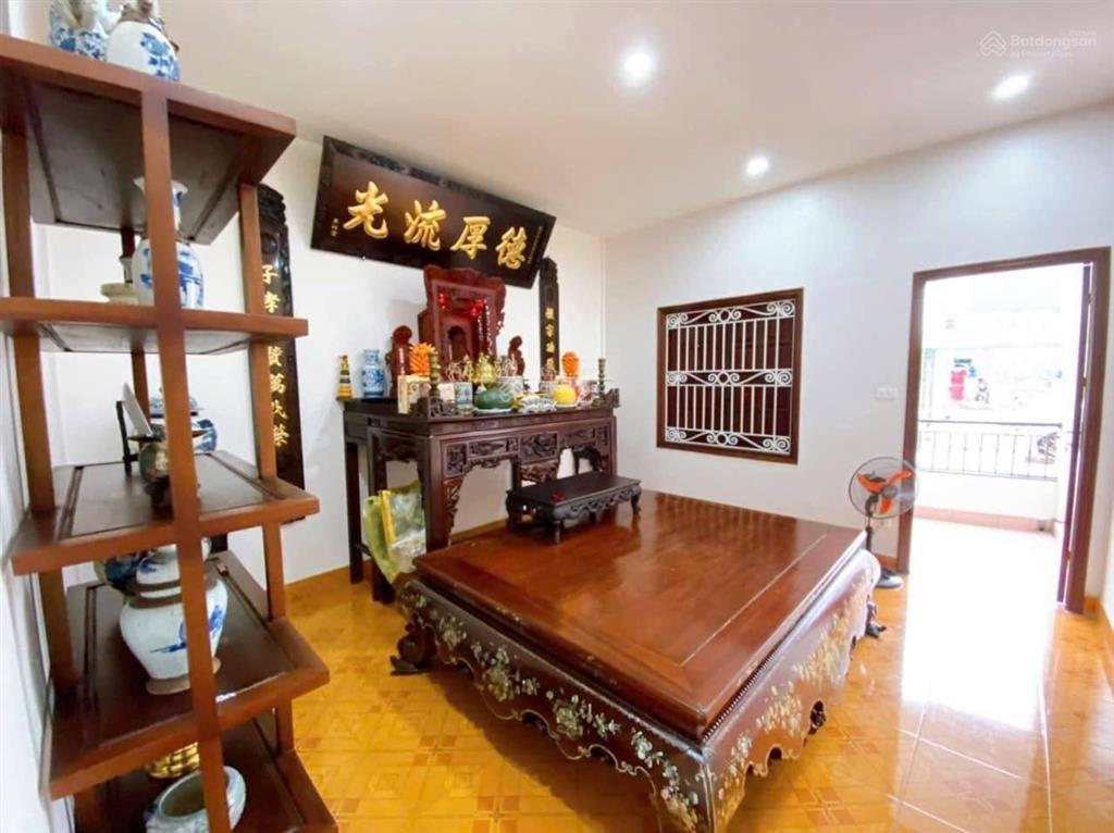 Bán nhà xuân đỉnh 40m2 x 5 tầng, ngõ thông trước nhà 3m5, cách 10m ra nhà văn hóa , chỉ 8 tỷ