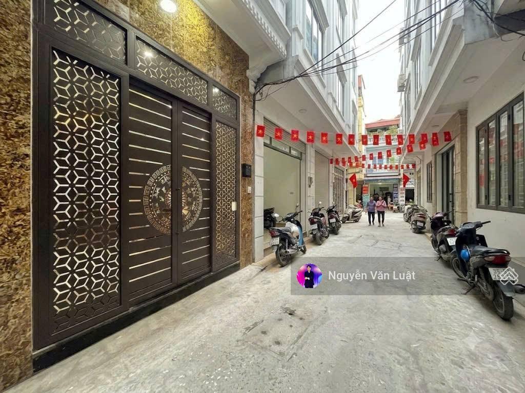 Hiếm hơn 7 tỷ hồ tùng mậu, 37m2 x 5 tầng, lô góc, trước nhà 4m, cách 40m ra phố và bãi đỗ xe ô tô