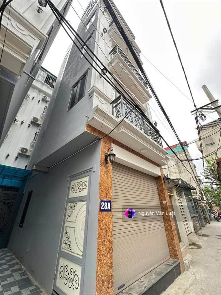 Hiếm hơn 7 tỷ hồ tùng mậu, 37m2 x 5 tầng, lô góc, trước nhà 4m, cách 40m ra phố và bãi đỗ xe ô tô