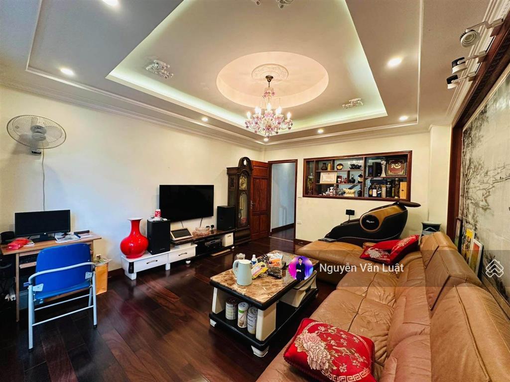 Bán nhà xuân la 40m2 x 5 tầng, ngõ thông 2 mặt ngõ, trước nhà 3m5 gần sát phố và lotte