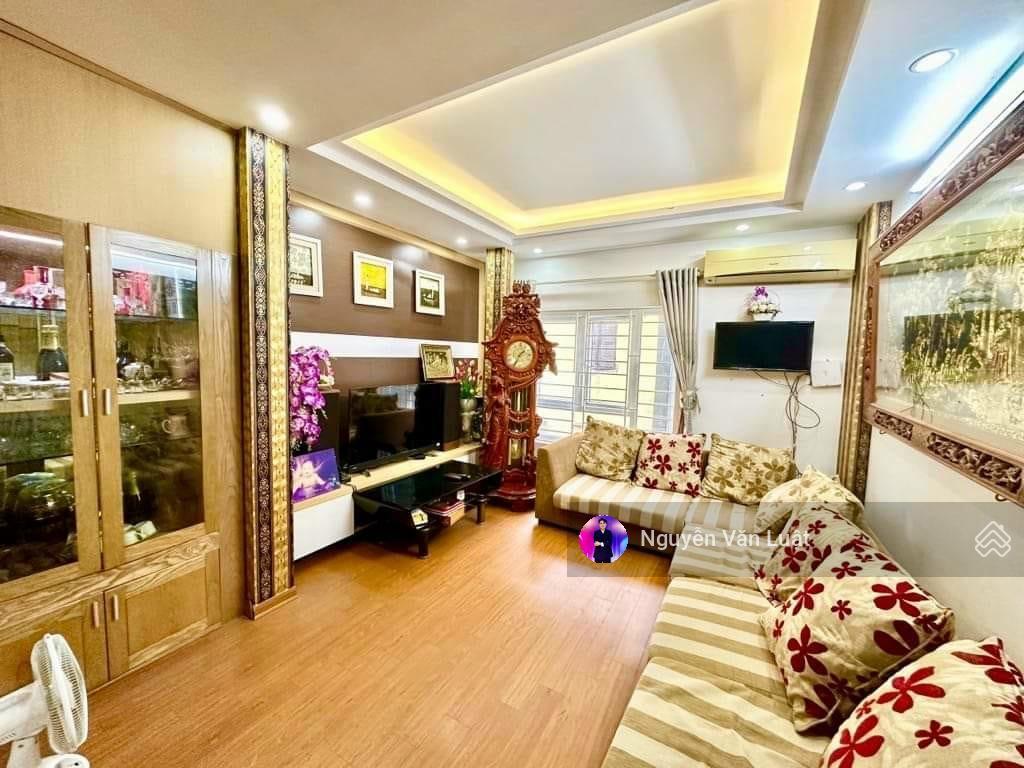 Bán nhà xuân la 40m2 x 5 tầng, ngõ thông 2 mặt ngõ, trước nhà 3m5 gần sát phố và lotte