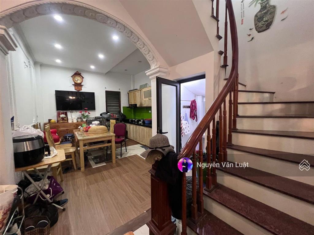Nhà dân trần thái tông 48,9m2 x 5 tầng, ngõ rộng 3m5, cách phố 30m, sát công viên cầu giấy