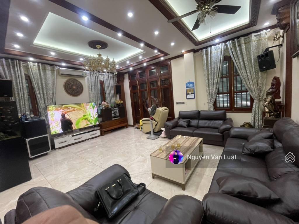 Bán nhà ngọc hà 40m2 x 5 tầng, sát lăng bác ngõ thông lô góc 2 thoáng, trước nhà 3m giá tốt