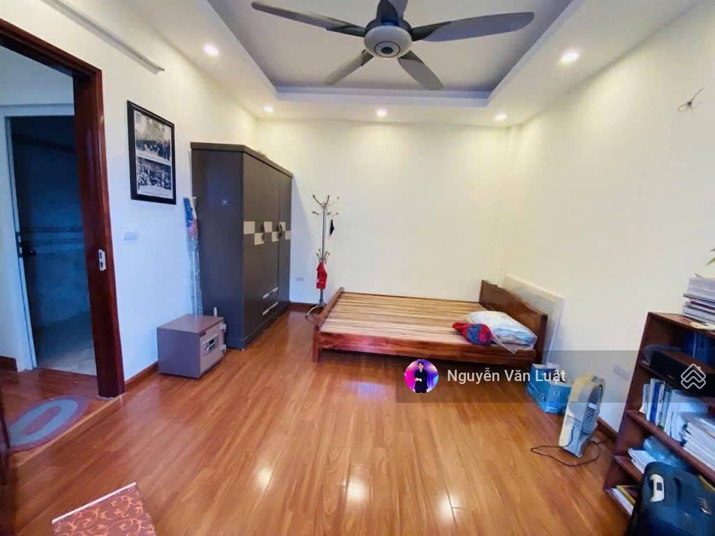 Giảm 300tr nhà hoàng hoa thám 48m2 x 5 tầng, lô góc trước nhà 3m thoáng trước sau cách 30m ra phố