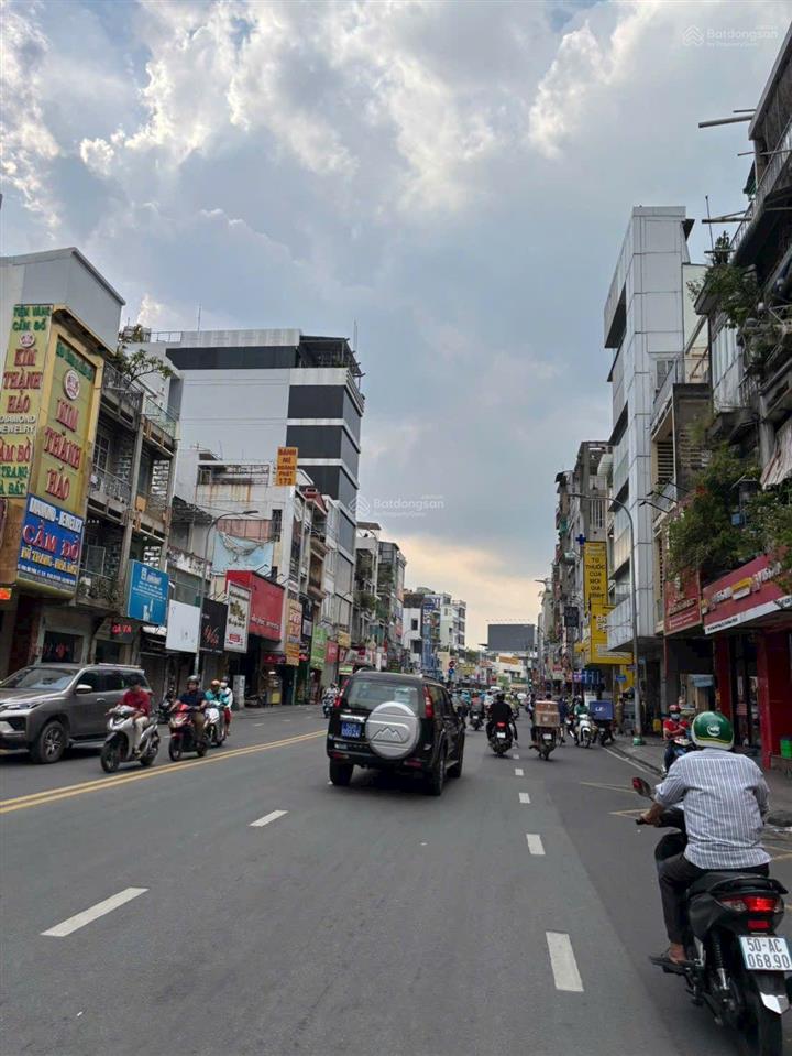 Bán nhà mt đặng văn ngữ.phường 10.phú nhuận.dt 5.3 x 20m.kc 5 tầng.hđt 50 triệu.giá 33.5 tỷ