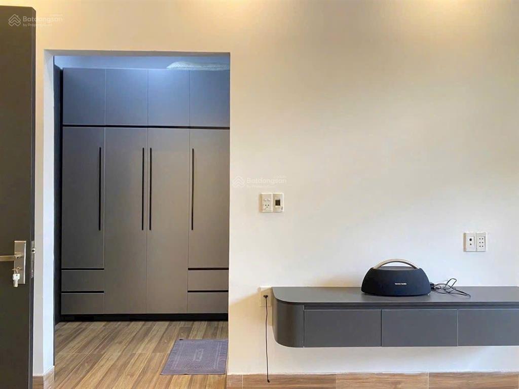 Bán tòa căn hộ sát biển mỹ khê ngay phố tây an thượng, khu phố khách du lịch sầm uất 256m2 ngang 8m