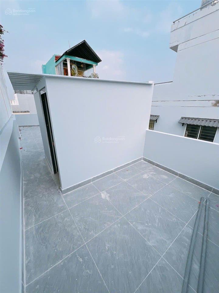 Nhà mới xây  căn góc hẻm xe hơi q.4  4 tầng lầu 6pn  bao pháp lý giá chủ 6ty490 tl