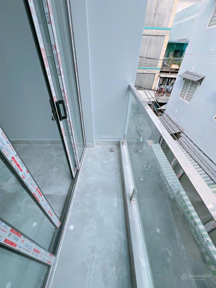 Nhà mới xây  căn góc hẻm xe hơi q.4  4 tầng lầu 6pn  bao pháp lý giá chủ 6ty490 tl