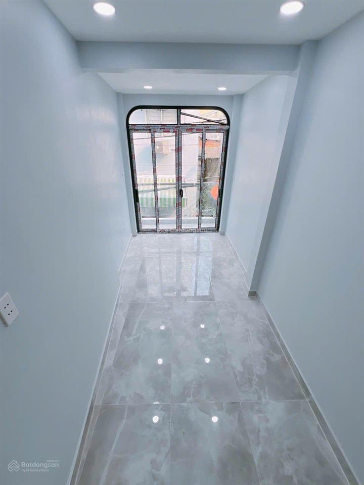 Nhà mới xây  căn góc hẻm xe hơi q.4  4 tầng lầu 6pn  bao pháp lý giá chủ 6ty490 tl