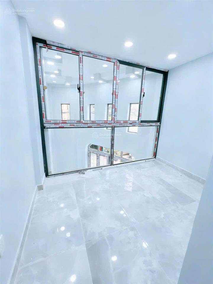 Nhà mới xây  căn góc hẻm xe hơi q.4  4 tầng lầu 6pn  bao pháp lý giá chủ 6ty490 tl