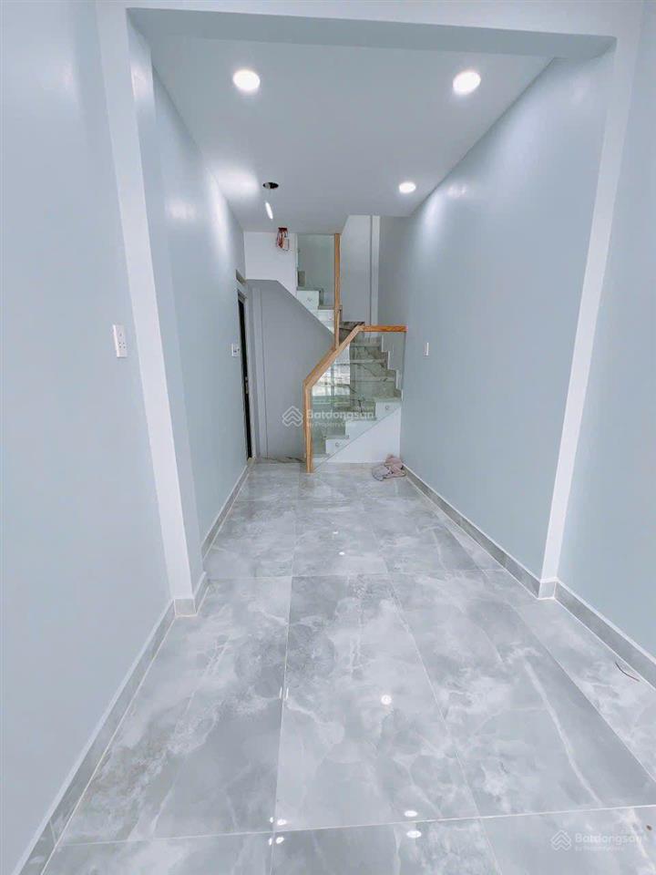 Nhà mới xây  căn góc hẻm xe hơi q.4  4 tầng lầu 6pn  bao pháp lý giá chủ 6ty490 tl