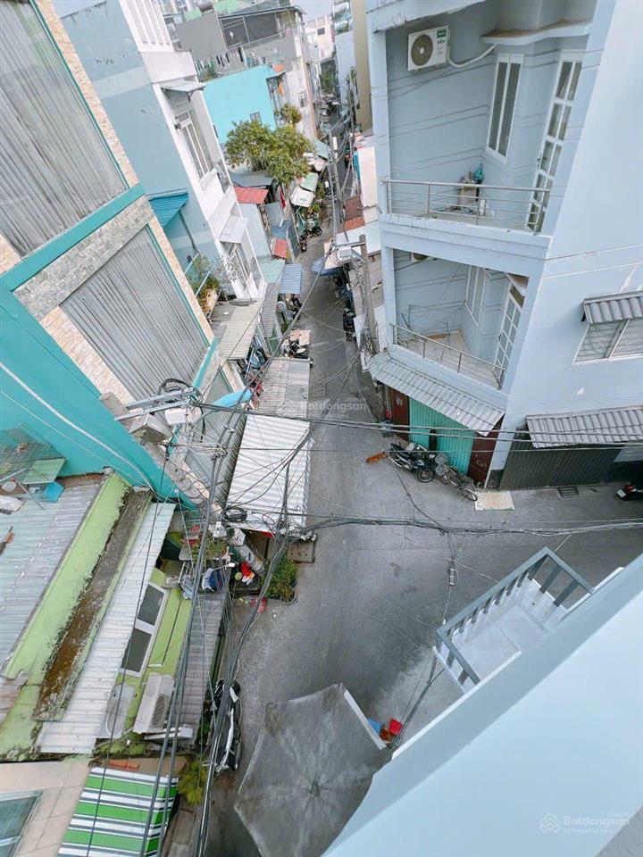 Nhà mới xây  căn góc hẻm xe hơi q.4  4 tầng lầu 6pn  bao pháp lý giá chủ 6ty490 tl