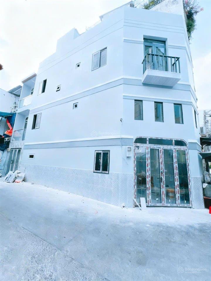 Nhà mới xây  căn góc hẻm xe hơi q.4  4 tầng lầu 6pn  bao pháp lý giá chủ 6ty490 tl