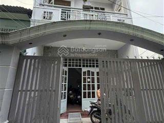 Cần bán nhà thông số đẹp 102m2  4 tầng ngang 5,2m nở hậu phong thủy tốt