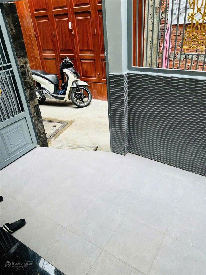 Chủ ngộp cần bán nhà đẹp 2 tấm dts 39m2 hiện hữu chỉ 4ty150 còn tl