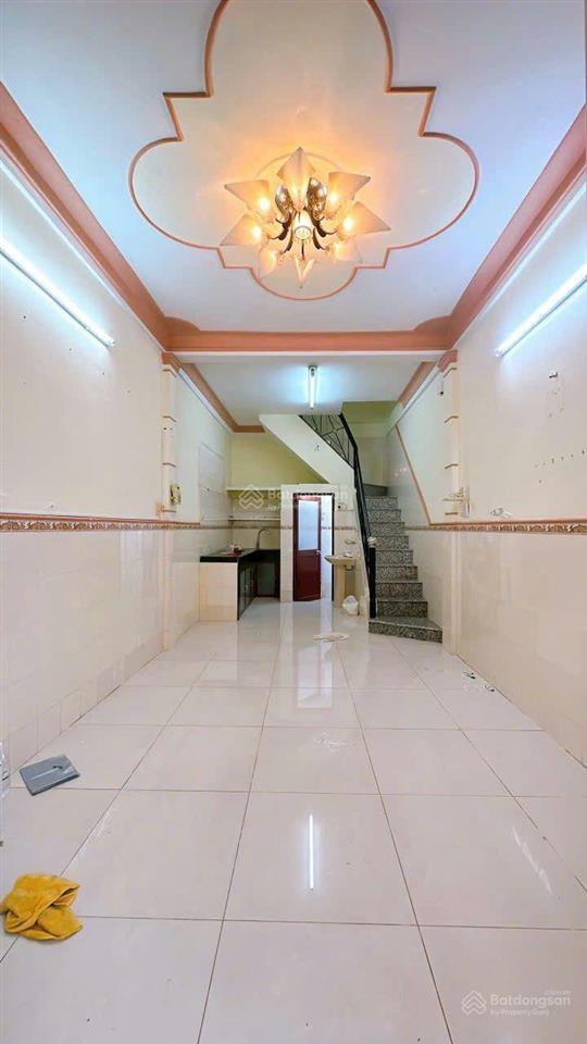 Nhà 5 tấm hoàng diệu  3pn  hẻm 4m xe hơi  mới tinh đúc bê tông