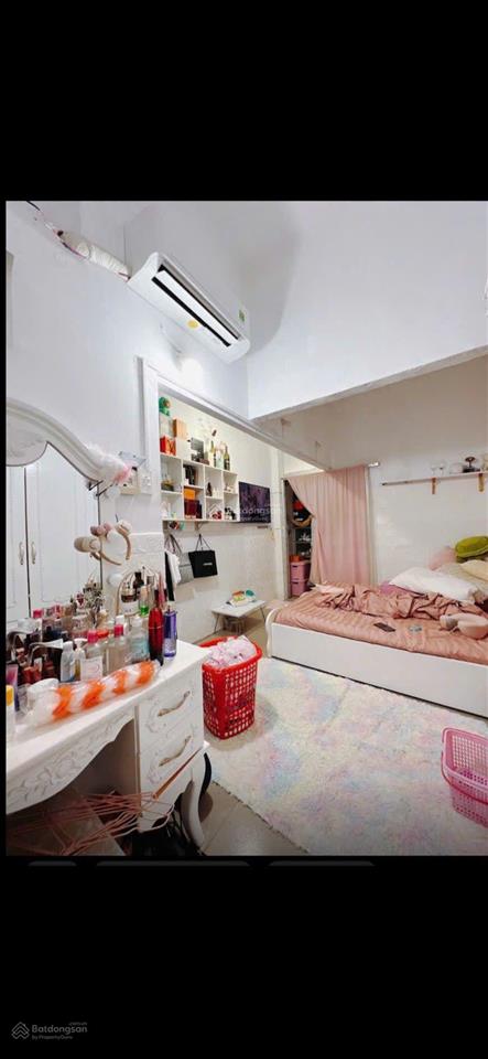 Bán nhà dt khủng sổ nở hậu hoàng diệu  cho thuê 5 căn riêng biệt dòng tiền 20tr/tháng