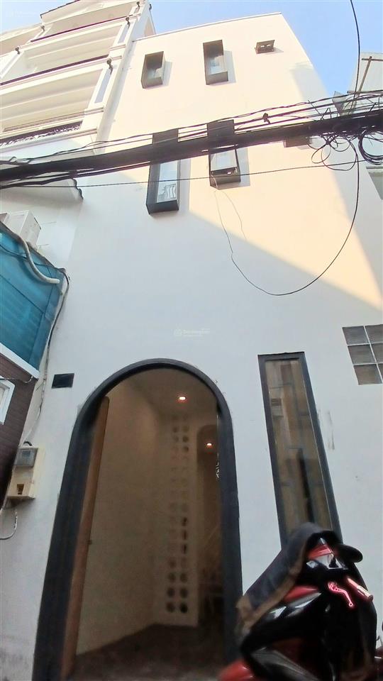 Bán nhà 3 tầng bến vân đồn q.4  hẻm 3m nhà mới 100% đúc