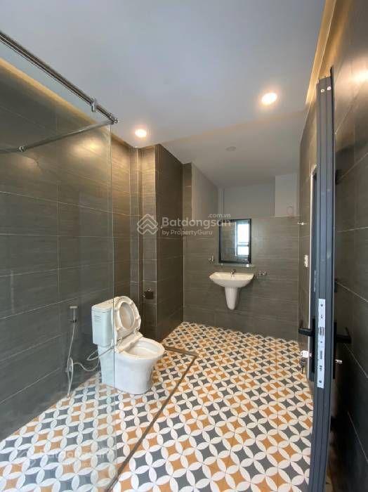 Bán nhà đẹp 4 tầng đúc p.khánh hội