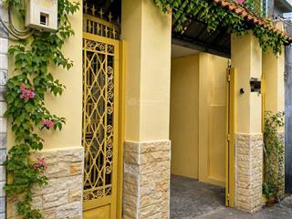 Tôn đản khu dân cư hiện hữu dt sổ 57m2 có 3pn  chỉ 5ty290