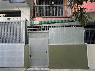 Bán nhà xóm đạo q.4  khu dân trí cao yên tĩnh  hẻm 4m cách 15m ra mặt tiền