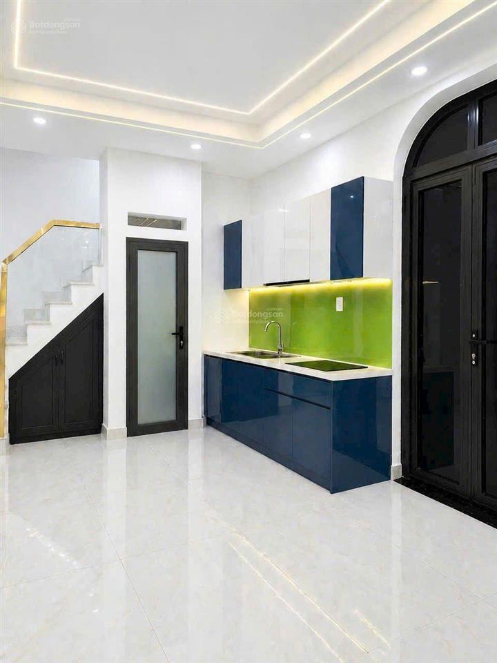 Gấp bán  nhà mới 100% 3 tấm đúc 3pn  thiết kế riêng