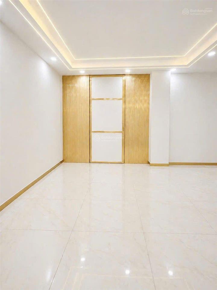 Gấp bán  nhà mới 100% 3 tấm đúc 3pn  thiết kế riêng
