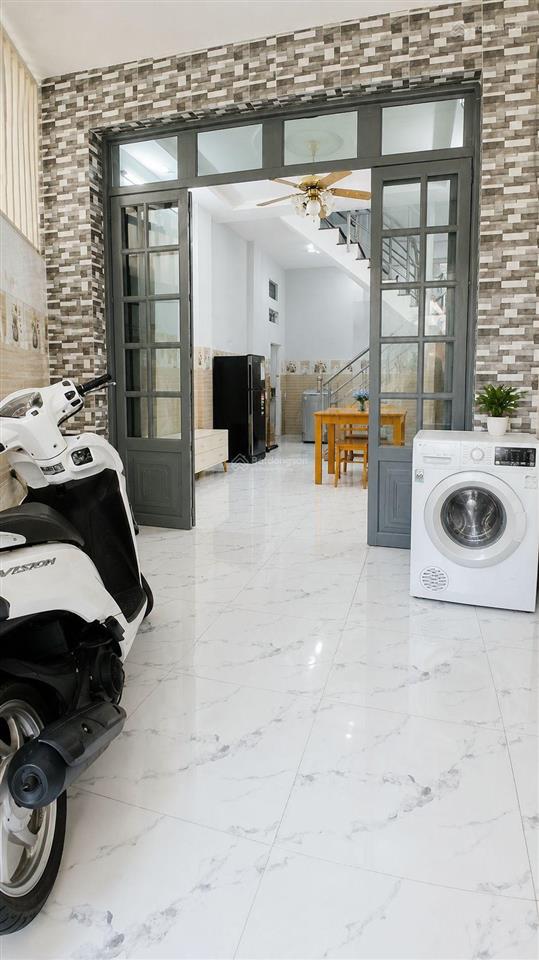 Bán nhà hoàng diệu dt sổ 36m²  cách mặt tiền vài bước chân