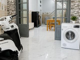 Bán nhà hoàng diệu dt sổ 36m²  cách mặt tiền vài bước chân