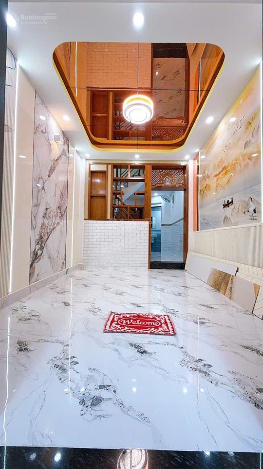 Nhà mới 100% đvb 3 tầng chính chủ bao pháp lý