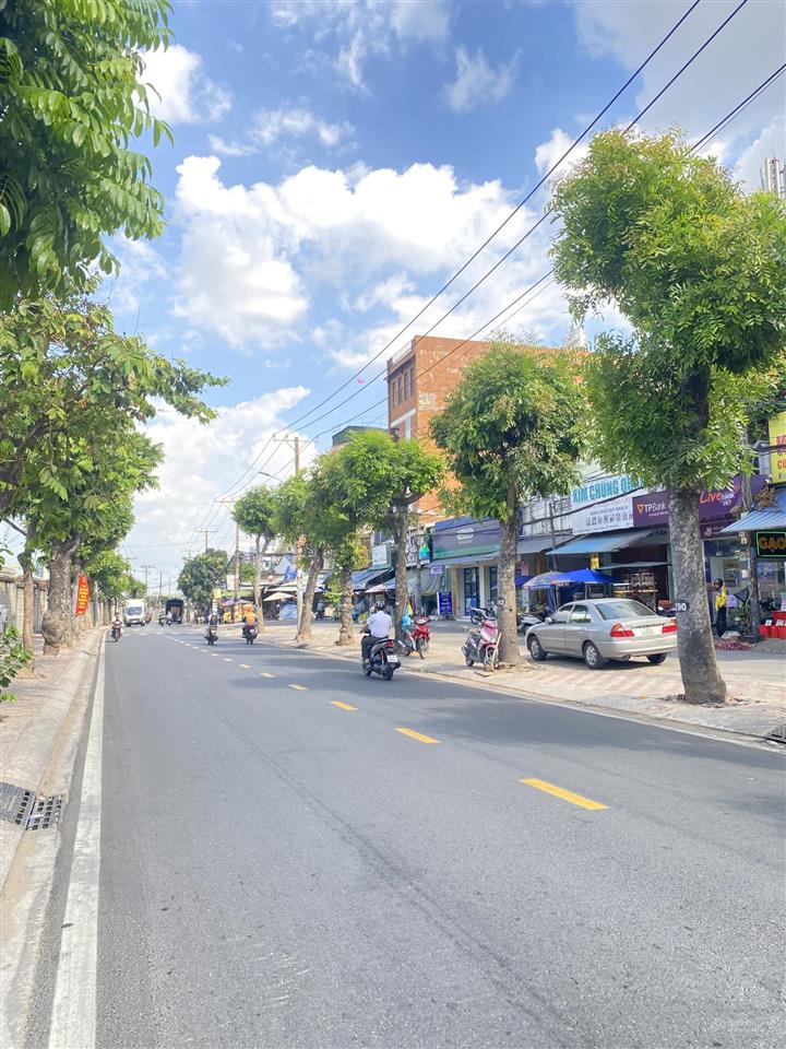 Bán nhà hxh  đường thông ngã tư thủ đức  88m2  ngang 5.2m hiếm  chỉ 5.79 tỷ