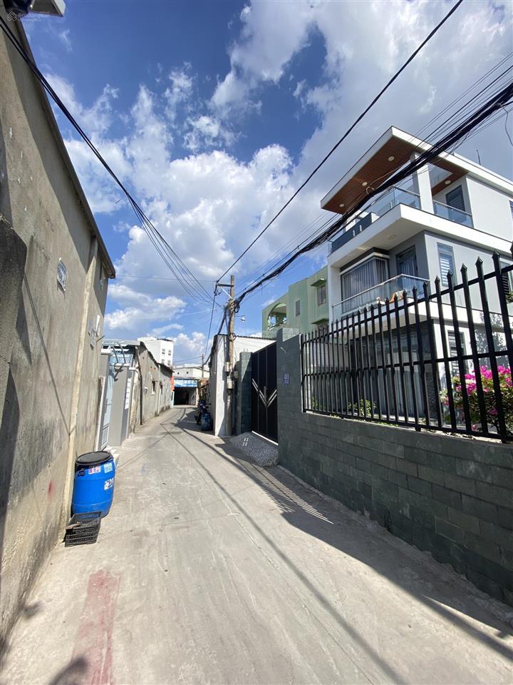 Bán nhà hxh  đường thông ngã tư thủ đức  88m2  ngang 5.2m hiếm  chỉ 5.79 tỷ