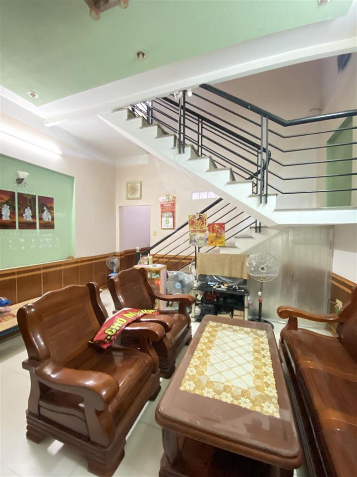 Bán nhà linh tây  thủ đức  sát hxh  thông phạm văn đồng  80m2  ngang 5m vuông vức  chỉ 5.4 tỷ