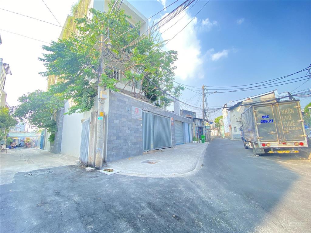 Bán nhà linh tây  thủ đức  sát hxh  thông phạm văn đồng  80m2  ngang 5m vuông vức  chỉ 5.4 tỷ