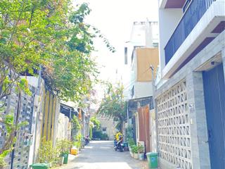 Chủ ngộp  bán nhà hxh quay đầu  97m2 trường thọ  gần metro  4pn  sân rộng thênh thang  5.8 tỷ