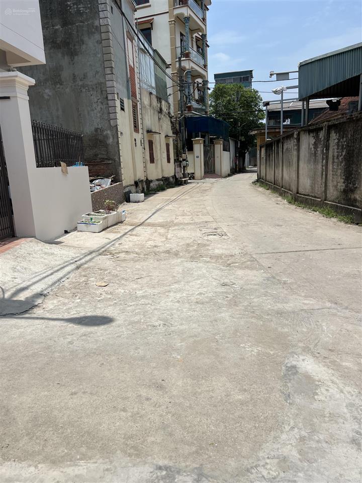 31m2 giá đầu tư hơn 3tỷ tặng nhà c4 ngay ngã tư nhổn gần vành đai 3.5, cam kết ko dính quy hoạch
