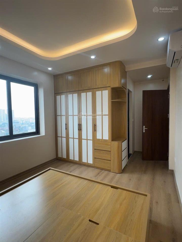 Chính chủ cần bán căn hộ chung cư 137 nguyễn ngọc vũ cầu giấy, căn góc, dt 77m, 3pn, 2wc