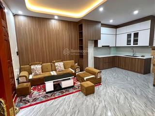 Giảm chào 500tr phố tôn đức thắng,lô góc 2 thoáng,gần phố oto tránh, có sân để xe full nt 45 m2*5 t