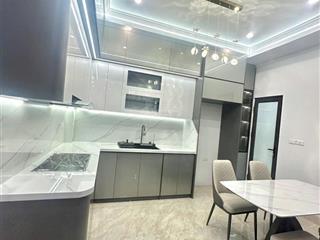 Nhà đẹp! phố trường chinh ,30 m ra phố
2 thoáng ,mặt tiền rộng ,gần ô tô ,nhà xây mới full nt 40m5t