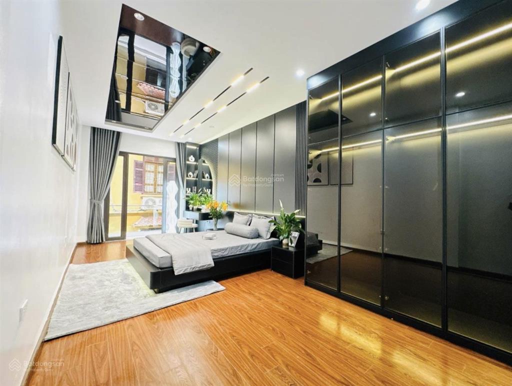 Bán nhanh ! đặng tiến đông, ôtô đỗ cửa, 2 thoáng, sát phố, không qui hoạch,nhà đẹp ở ngay 40m2* 5t