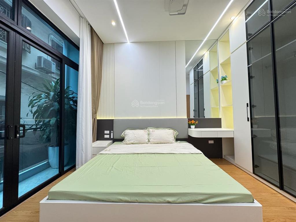 Hiếm! tôn đức thắng, thang máy, ngõ thẳng tắp 2 thoáng, 15m ra phố. gần văn miếu 38m2 6t