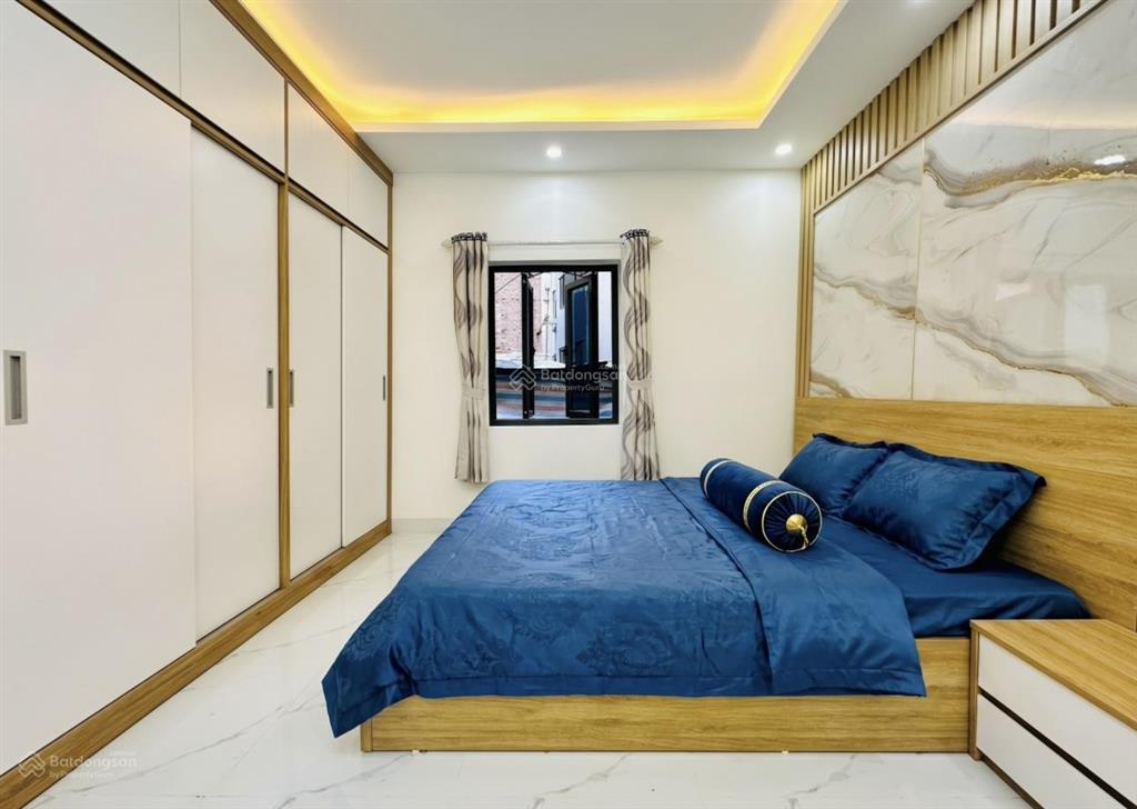 Siêu hiếm! phố phương mai, nhà dân xây chắc chắn ,35 m ra phố, gần ô tô, 2 thoáng ở thích 42m2*5 t