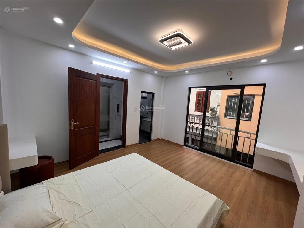 Quá rẻ! hồ đắc di,20m ra phố,thang máy, gần hồ, ngõ nông, nhà xây mới,full nt , ở ngay 42m2*6 t