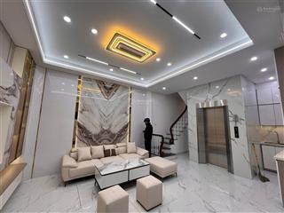 Quá rẻ! hồ đắc di,20m ra phố,thang máy, gần hồ, ngõ nông, nhà xây mới,full nt , ở ngay 42m2*6 t